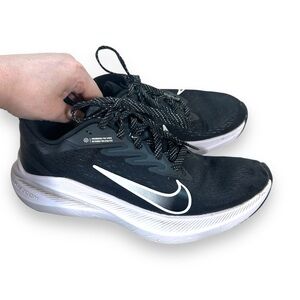 Women’s Nike Air Zoom Winflo 7 Black White Running Sneakers Size 7